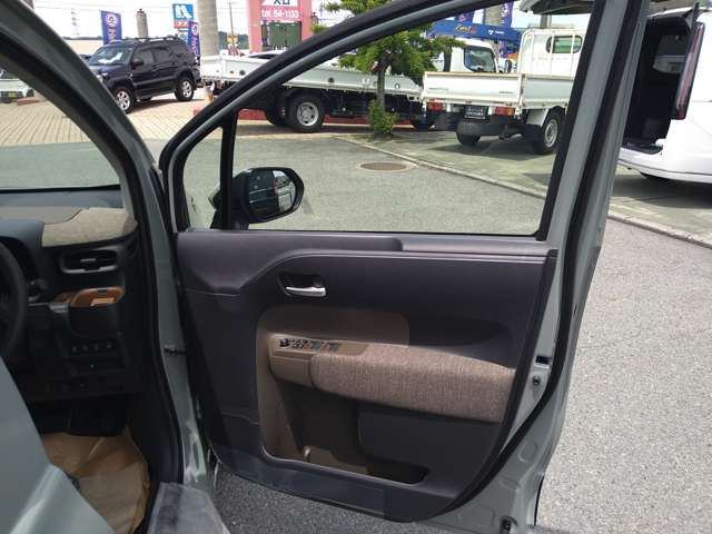 トヨタ シエンタ　ハイブリッド ハイブリッド １．５ Ｚ R6年 (九州・沖縄) 99