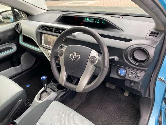 トヨタ アクア １．５ Ｓ H25年 (九州・沖縄) 99