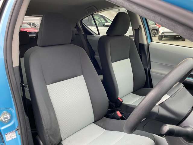 トヨタ アクア １．５ Ｓ H25年 (九州・沖縄) 99