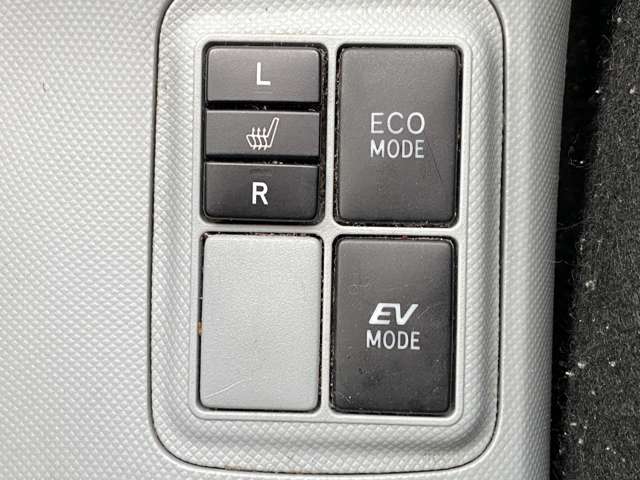 トヨタ アクア １．５ Ｓ H25年 (九州・沖縄) 99