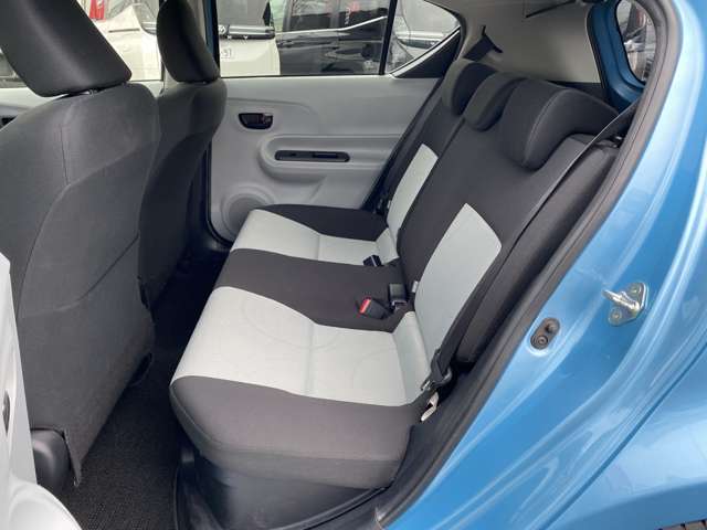 トヨタ アクア １．５ Ｓ H25年 (九州・沖縄) 99