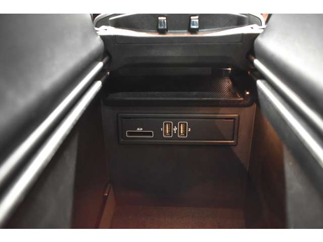 ＡＭＧ ＧＬＣ ６３ Ｓ ４マチックプラス ４ＷＤ H30年 (関東) 99