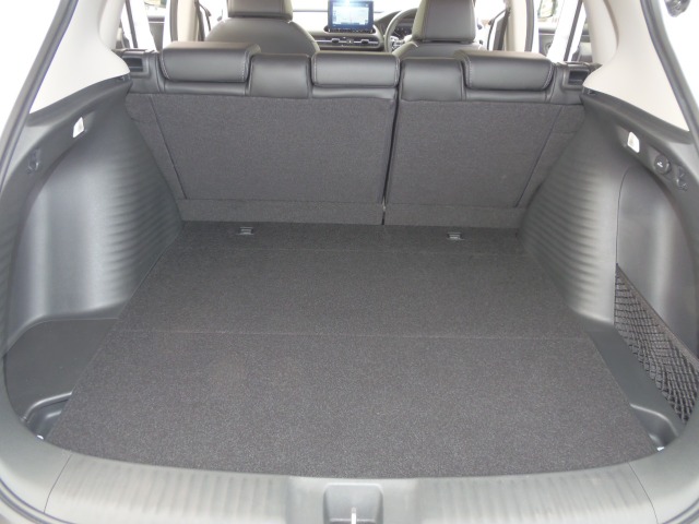 ホンダ ＺＲ－Ｖ ２．０ Ｅ：ＨＥＶ Ｘ R4年 (東海) 99