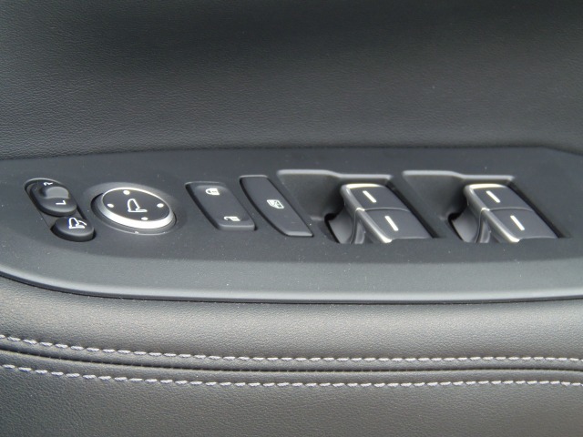 ホンダ ＺＲ－Ｖ ２．０ Ｅ：ＨＥＶ Ｘ R4年 (東海) 99