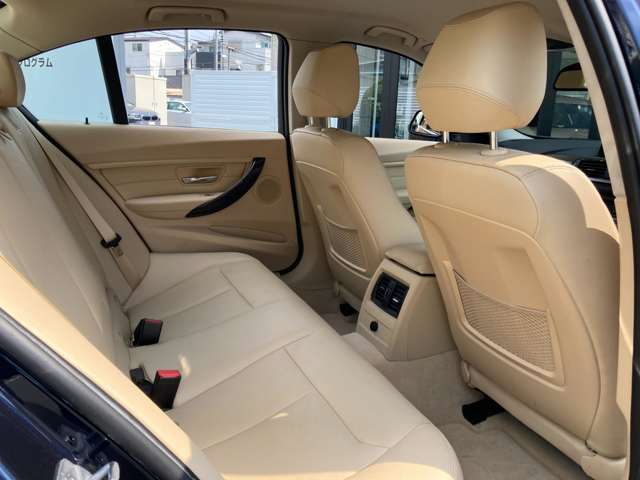 ＢＭＷ ３シリーズ ３２０ｄ　ラグジュアリー H26年 (近畿) 99