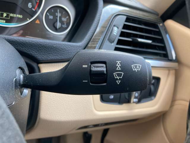 ＢＭＷ ３シリーズ ３２０ｄ　ラグジュアリー H26年 (近畿) 99