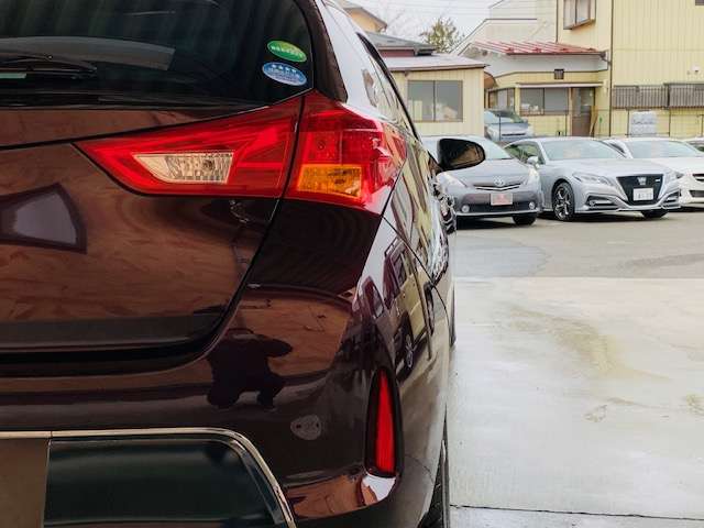 トヨタ オーリス １．５ １５０Ｘ ブラッキッシュ ラウンジ H27年 (東北) 99