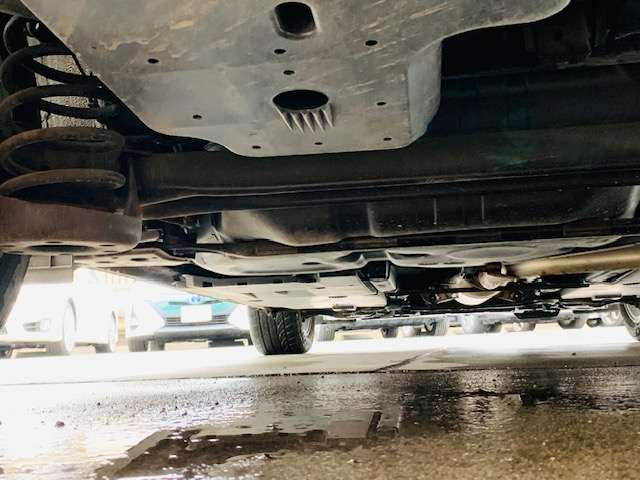 トヨタ オーリス １．５ １５０Ｘ ブラッキッシュ ラウンジ H27年 (東北) 99