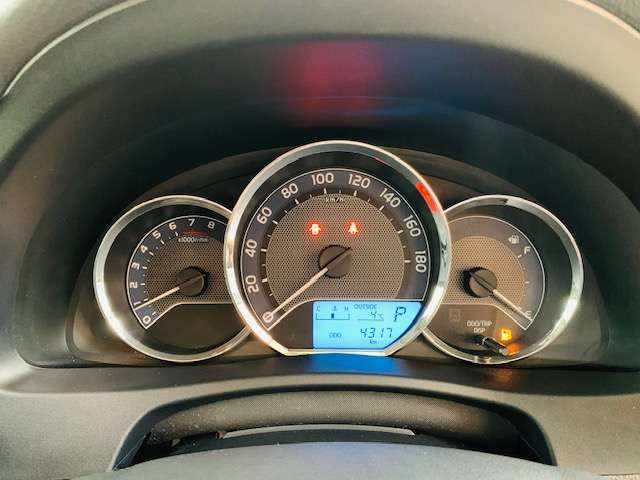 トヨタ オーリス １．５ １５０Ｘ ブラッキッシュ ラウンジ H27年 (東北) 99