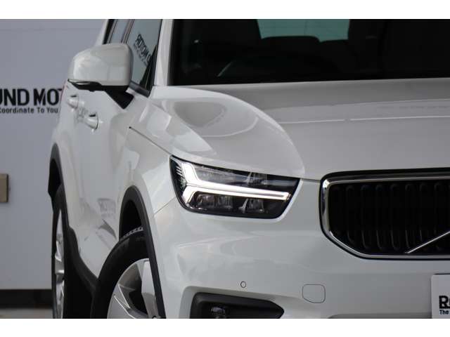 ボルボ ＸＣ４０ Ｂ４ ＡＷＤ モメンタム ４ＷＤ R4年 (近畿) 99