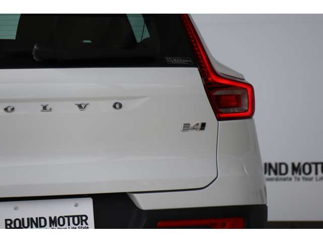 ボルボ ＸＣ４０ Ｂ４ ＡＷＤ モメンタム ４ＷＤ R4年 (近畿) 99