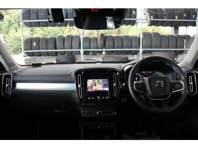 ボルボ ＸＣ４０ Ｂ４ ＡＷＤ モメンタム ４ＷＤ R4年 (近畿) 99