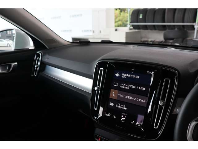 ボルボ ＸＣ４０ Ｂ４ ＡＷＤ モメンタム ４ＷＤ R4年 (近畿) 99