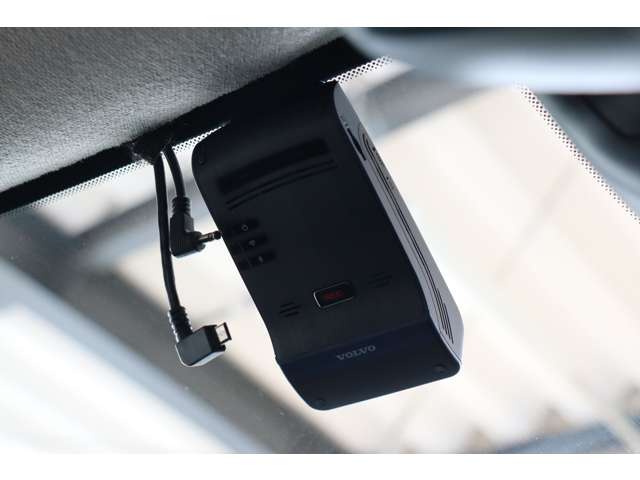 ボルボ ＸＣ４０ Ｂ４ ＡＷＤ モメンタム ４ＷＤ R4年 (近畿) 99