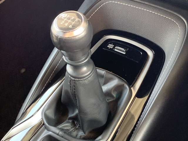 トヨタ カローラスポーツ １．２ Ｇ スタイルパッケージ R2年 (東北) 99