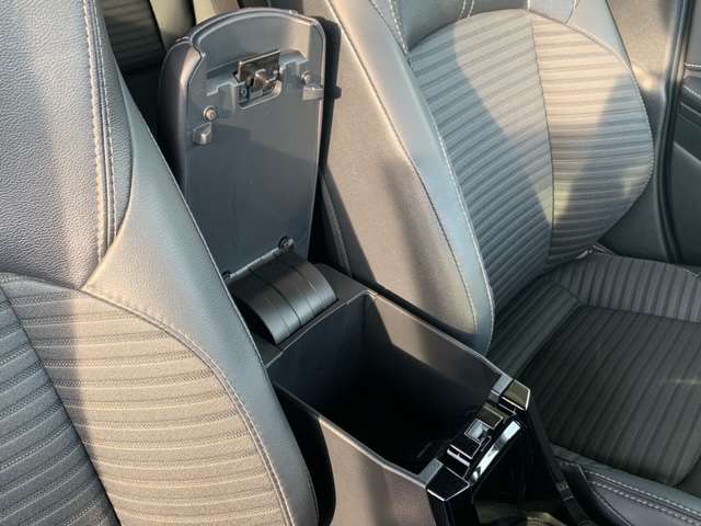 トヨタ カローラスポーツ １．２ Ｇ スタイルパッケージ R2年 (東北) 99