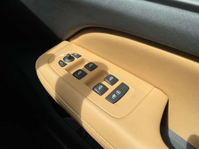 ボルボ Ｖ６０ アルティメット　Ｂ４ R6年 (東北) 99