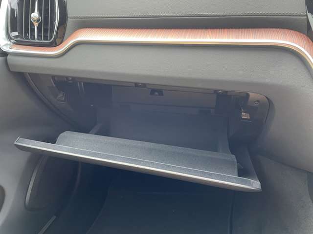 ボルボ Ｖ６０ アルティメット　Ｂ４ R6年 (東北) 99