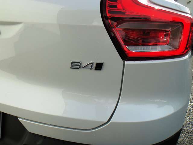 ボルボ ＸＣ４０ プラス Ｂ４ ＡＷＤ ４ＷＤ R5年 (東北) 99