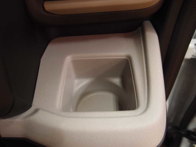 スズキ スペーシア ６６０ ハイブリッド Ｇ ４ＷＤ R5年 (北海道) 99