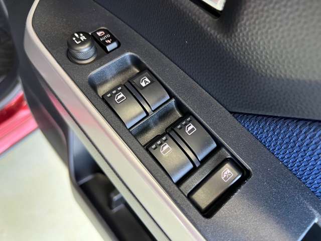 トヨタ タンク １．０ カスタム Ｇ H30年 (東北) 99