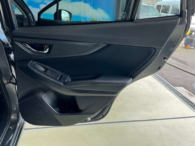 スバル インプレッサスポーツ １．６ Ｉ－Ｌ アイサイト ４ＷＤ R4年 (東北) 99