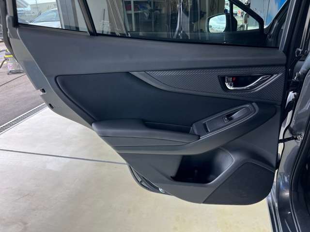 スバル インプレッサスポーツ １．６ Ｉ－Ｌ アイサイト ４ＷＤ R4年 (東北) 99