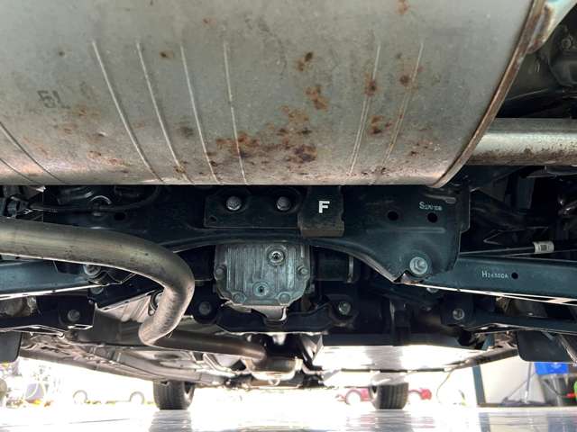 スバル インプレッサスポーツ １．６ Ｉ－Ｌ アイサイト ４ＷＤ R4年 (東北) 99