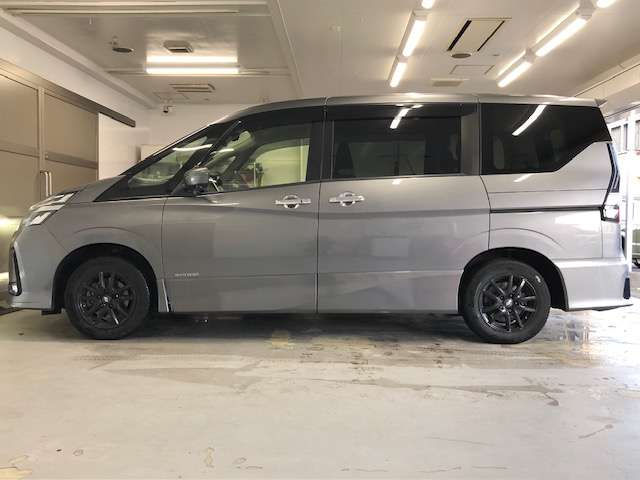 日産 セレナ ２．０ ハイウェイスター Ｖ ４ＷＤ R1年 (北海道) 99