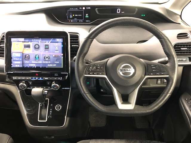 日産 セレナ ２．０ ハイウェイスター Ｖ ４ＷＤ R1年 (北海道) 99