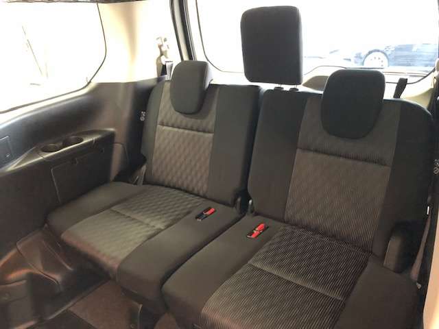 日産 セレナ ２．０ ハイウェイスター Ｖ ４ＷＤ R1年 (北海道) 99