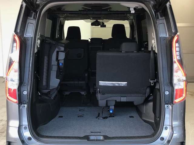 日産 セレナ ２．０ ハイウェイスター Ｖ ４ＷＤ R1年 (北海道) 99