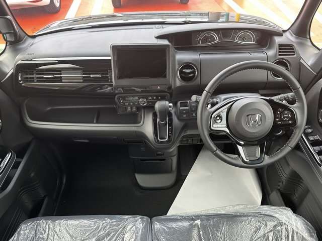 ホンダ Ｎ　ＢＯＸ カスタム ６６０ Ｌ ターボ R5年 (東海) 99