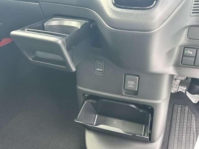 ホンダ Ｎ　ＢＯＸ カスタム ６６０ Ｌ ターボ R5年 (東海) 99