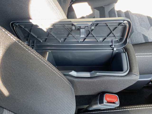 ダイハツ タフト ６６０ Ｇ ダーククロム ベンチャー R6年 (九州・沖縄) 99