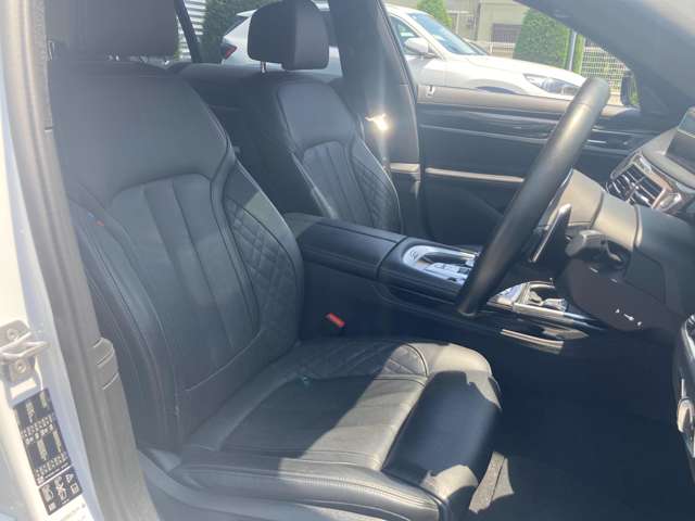 ＢＭＷ ７シリーズ ７４０Ｄ Ｘドライブ Ｍスポーツ ディーゼルターボ ４ＷＤ R3年 (近畿) 99