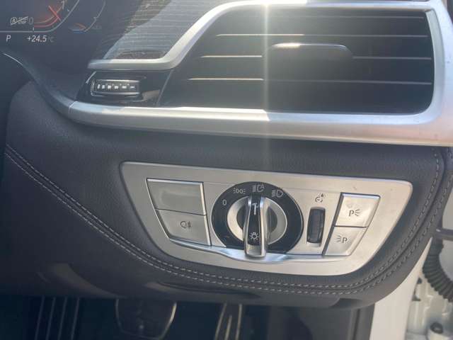 ＢＭＷ ７シリーズ ７４０Ｄ Ｘドライブ Ｍスポーツ ディーゼルターボ ４ＷＤ R3年 (近畿) 99