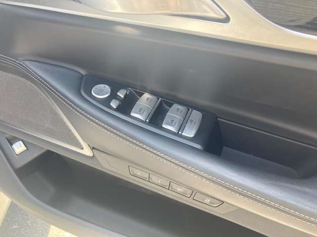 ＢＭＷ ７シリーズ ７４０Ｄ Ｘドライブ Ｍスポーツ ディーゼルターボ ４ＷＤ R3年 (近畿) 99