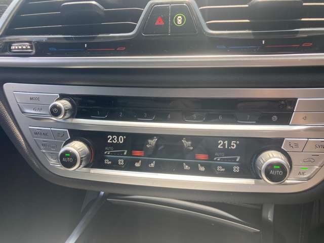 ＢＭＷ ７シリーズ ７４０Ｄ Ｘドライブ Ｍスポーツ ディーゼルターボ ４ＷＤ R3年 (近畿) 99