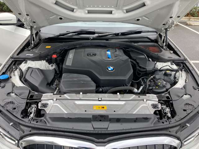 ＢＭＷ ３シリーズ ３３０ｅ　Ｍスポーツ R1年 (近畿) 99