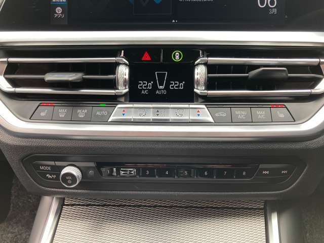 ＢＭＷ ３シリーズ ３３０ｅ　Ｍスポーツ R1年 (近畿) 99