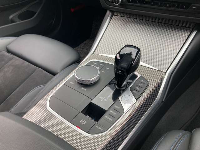 ＢＭＷ ３シリーズ ３３０ｅ　Ｍスポーツ R1年 (近畿) 99