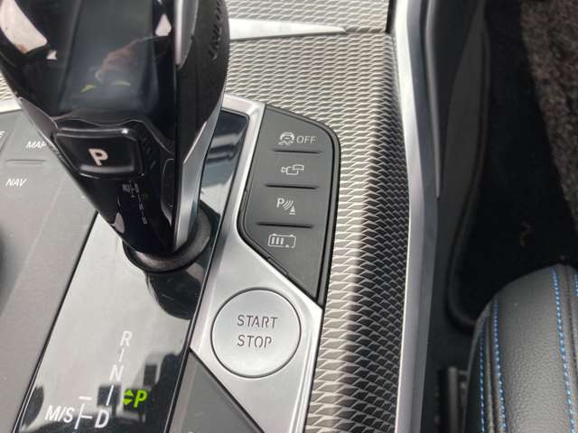 ＢＭＷ ３シリーズ ３３０ｅ　Ｍスポーツ R1年 (近畿) 99