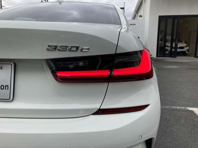 ＢＭＷ ３シリーズ ３３０ｅ　Ｍスポーツ R1年 (近畿) 99