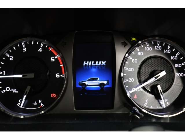 トヨタ ハイラックス ２．４ Ｚ ディーゼルターボ ４ＷＤ R5年 (東海) 99