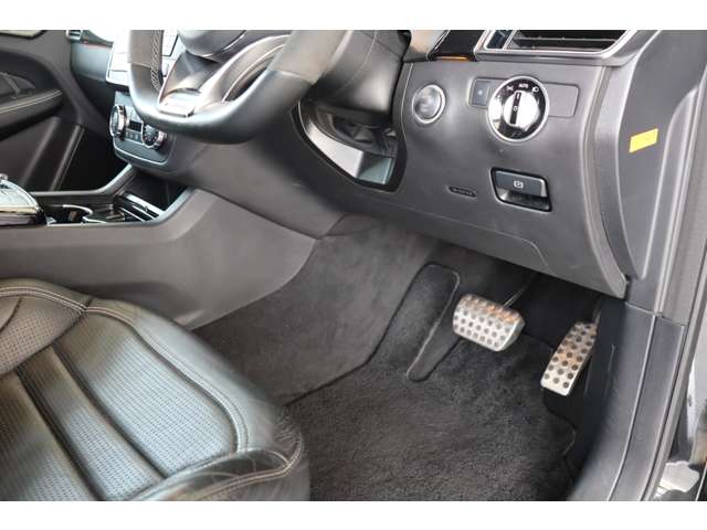 ＡＭＧ ＧＬＥ ６３ Ｓ ４マチック ４ＷＤ H29年 (近畿) 99