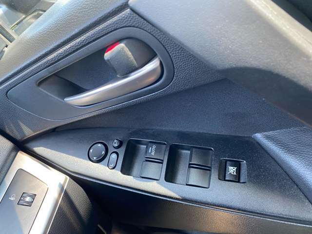 マツダ アクセラスポーツ １．５ １５Ｃ H22年 (東海) 99