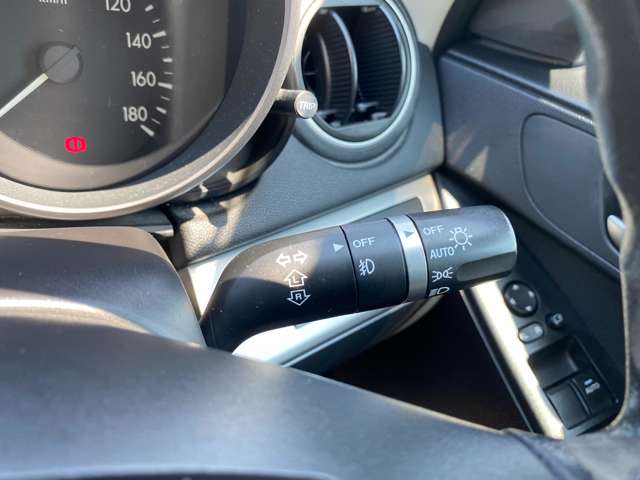 マツダ アクセラスポーツ １．５ １５Ｃ H22年 (東海) 99