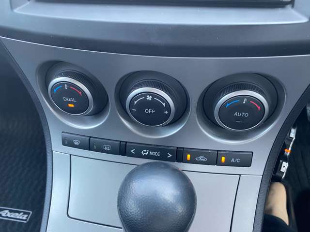 マツダ アクセラスポーツ １．５ １５Ｃ H22年 (東海) 99