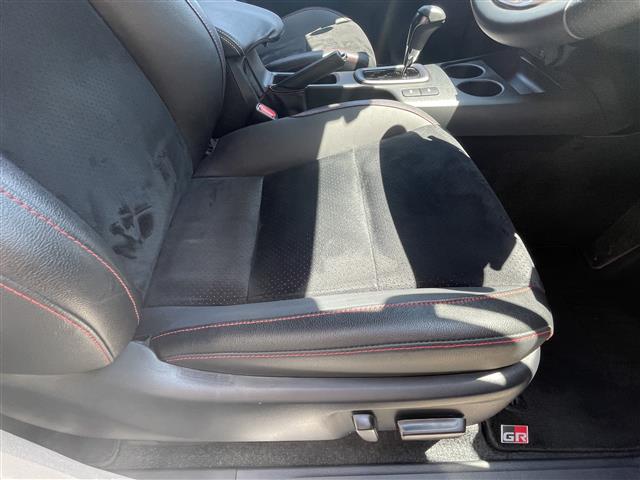 トヨタ ハイラックス ２．４ Ｚ ＧＲスポーツ ディーゼルターボ ４ＷＤ R4年 (東海) 99